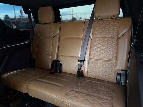 Used 2022 Cadillac Escalade Premium Luxury w/ Performance Package RWD image 14