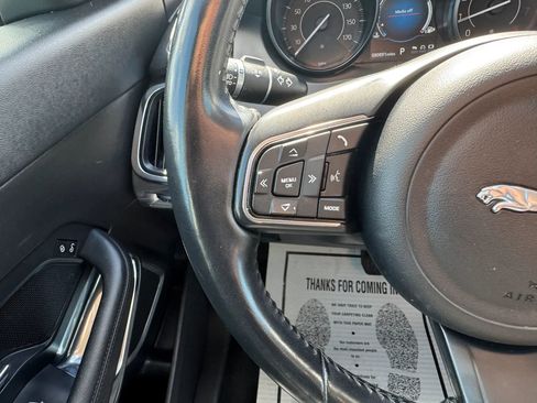 Used 2018 Jaguar E-PACE S image 28