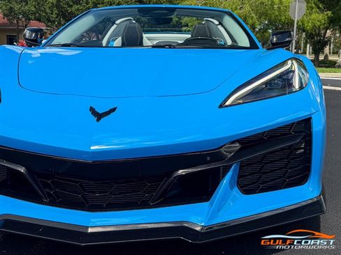 Used 2024 Chevrolet Corvette Z06 RWD image 3