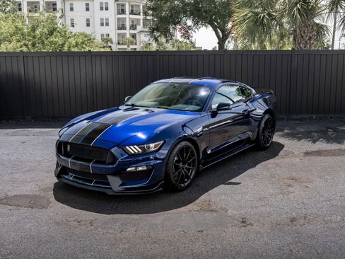 Used 2018 Ford Mustang Shelby GT350 w/ Convenience Package RWD image 31