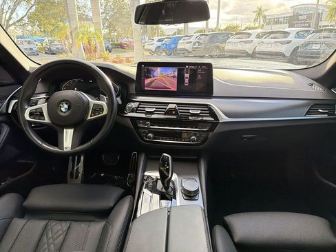 Used 2023 BMW 530i w/ M Sport Package image 15