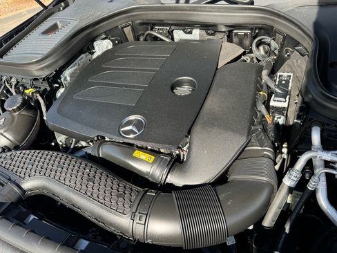 Certified 2022 Mercedes-Benz GLC 300 4MATIC image 22