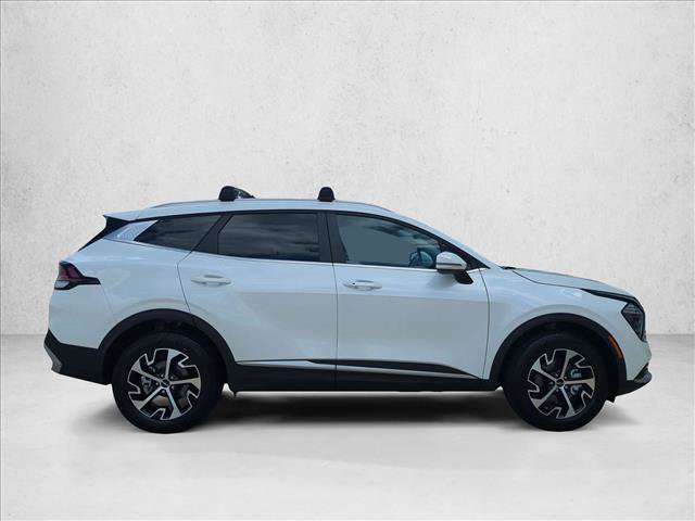 Used 2025 Kia Sportage EX AWD/4WD image 4