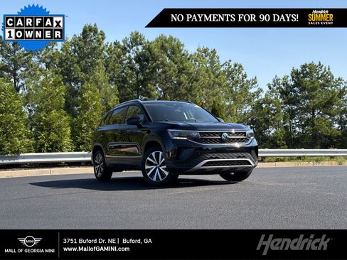 Used 2024 Volkswagen Taos SE FWD image 1