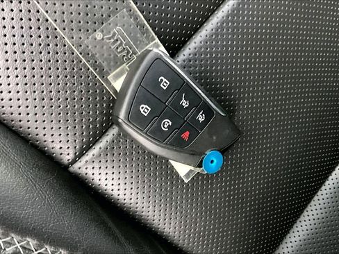 Used 2021 GMC Yukon XL Denali w/ LPO, Illumination Package image 15