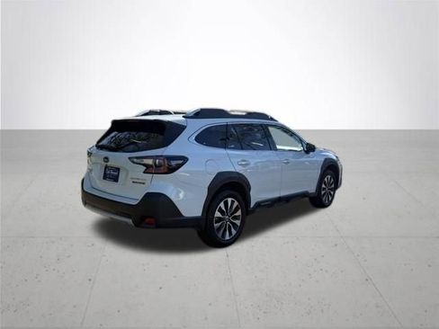 Used 2023 Subaru Outback Touring XT AWD/4WD image 6