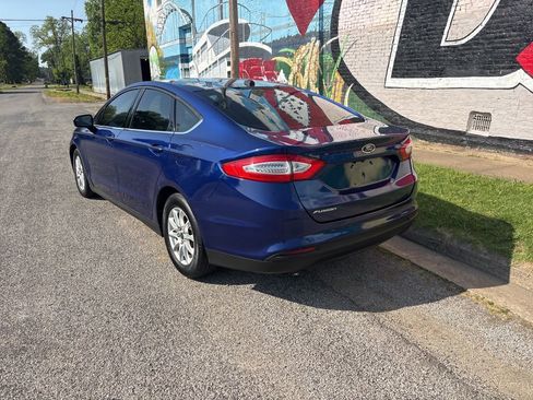 Used 2016 Ford Fusion S image 4