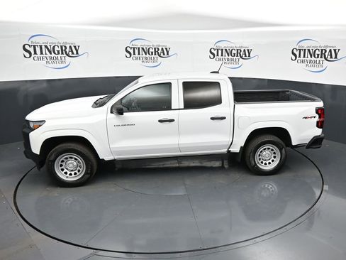Used 2023 Chevrolet Colorado W/T AWD/4WD image 24