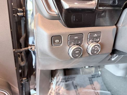 Used 2024 GMC Sierra 1500 Elevation AWD/4WD image 37