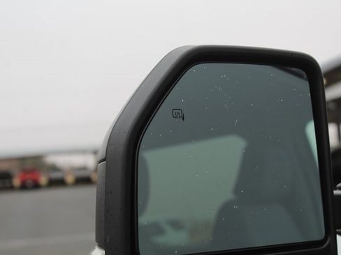 Used 2025 Ford F250 XLT image 14