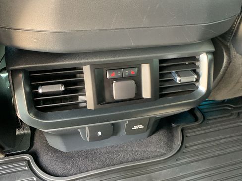 Used 2023 Ford F150 Raptor AWD/4WD image 25