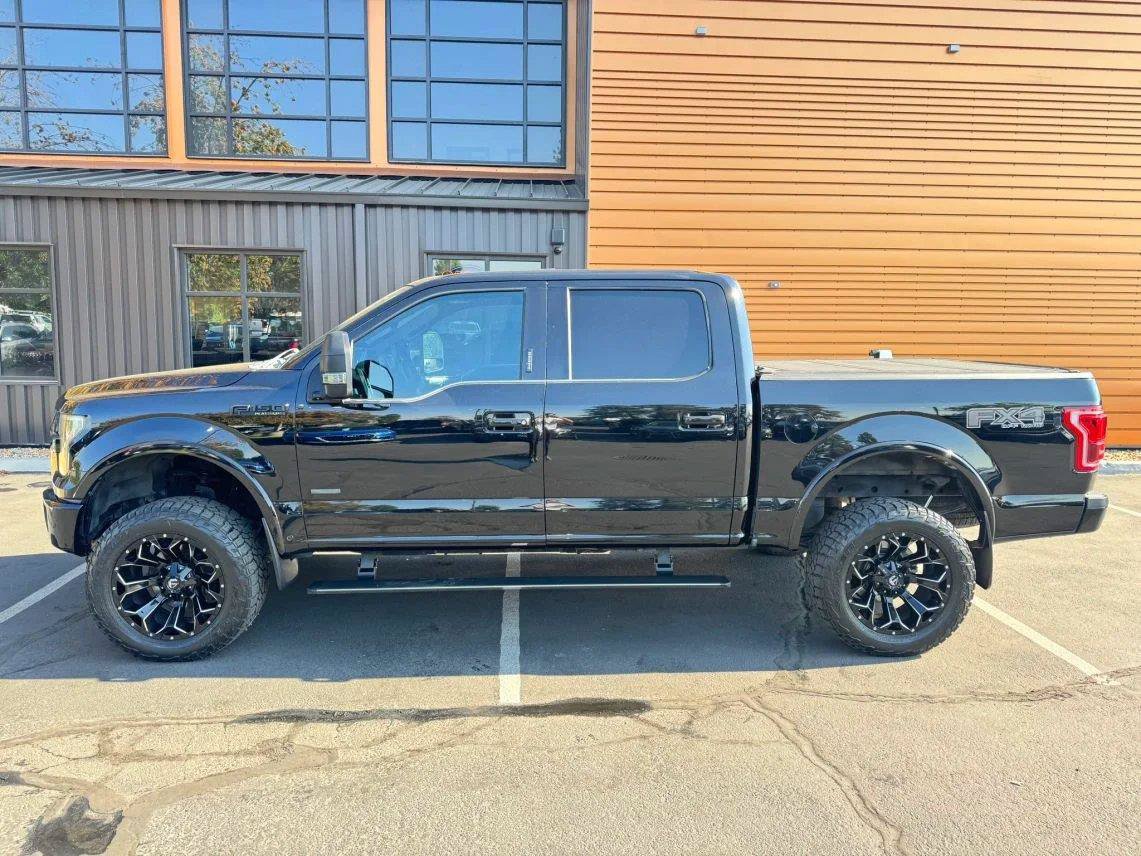 Used 2016 Ford F150 Platinum w/ Equipment Group 701A Luxury AWD/4WD image 2