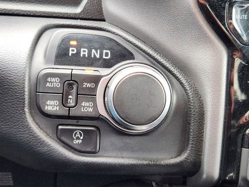 Used 2025 RAM 1500 Big Horn AWD/4WD image 22