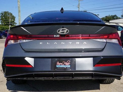 New 2026 Hyundai Elantra SEL Sport Premium FWD image 6
