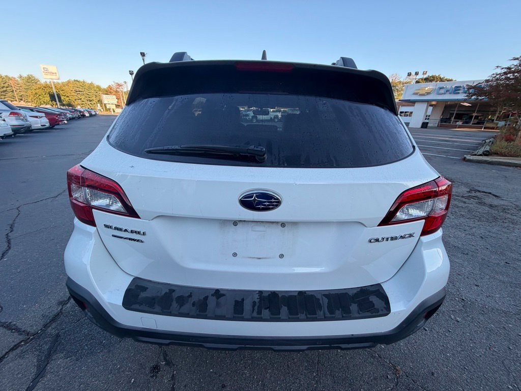 Used 2019 Subaru Outback 2.5i Limited AWD/4WD image 9