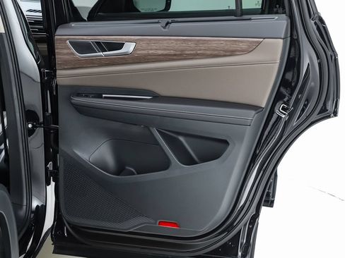 New 2026 Volkswagen Atlas SEL AWD/4WD image 31