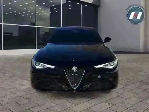 Used 2020 Alfa Romeo Giulia Ti image 8