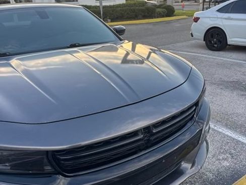 Used 2019 Dodge Charger SXT w/ Plus Group RWD image 7