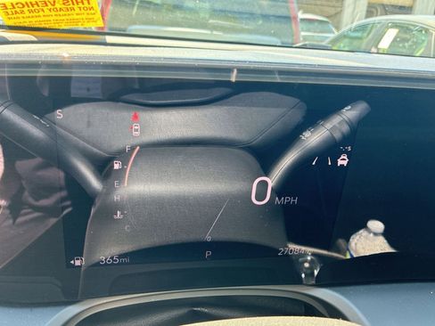 Used 2025 Buick Encore GX Preferred FWD image 16