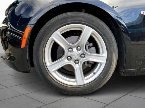 Used 2023 Chevrolet Camaro LT image 10