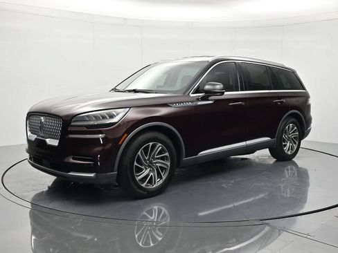 Used 2020 Lincoln Aviator 2WD w/ Class IV Trailer Tow Package image 1