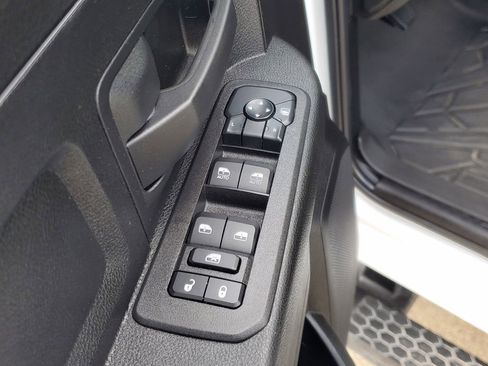 Used 2025 RAM 2500 Tradesman image 18