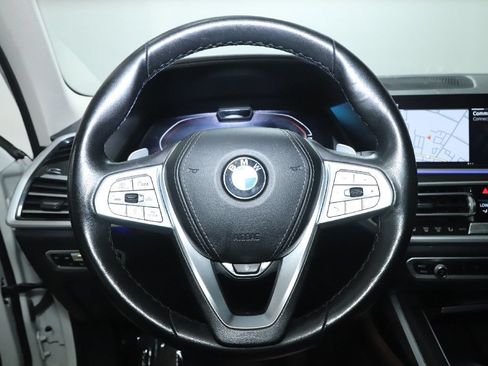 Used 2022 BMW X7 xDrive40i w/ Premium Package AWD/4WD image 25