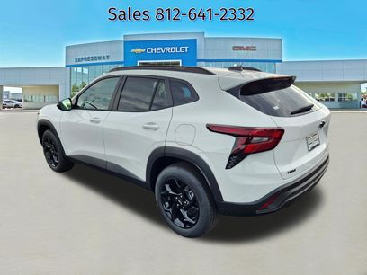 New 2026 Chevrolet Trax LT w/ Driver Confidence Package