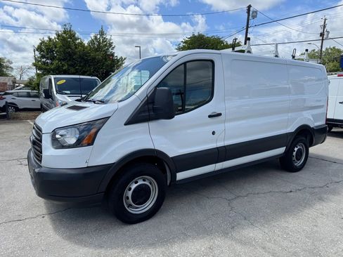 Used 2018 Ford Transit 250 130 Low Roof image 7