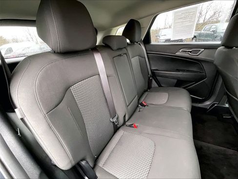 Certified 2024 Kia Sportage LX image 15