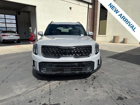 Used 2025 Kia Telluride SX X-Line AWD/4WD image 2