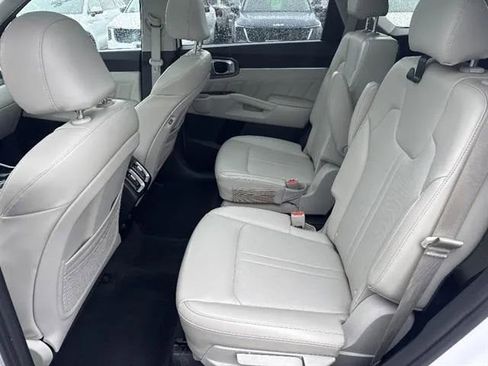 Used 2022 Kia Sorento SX FWD image 15