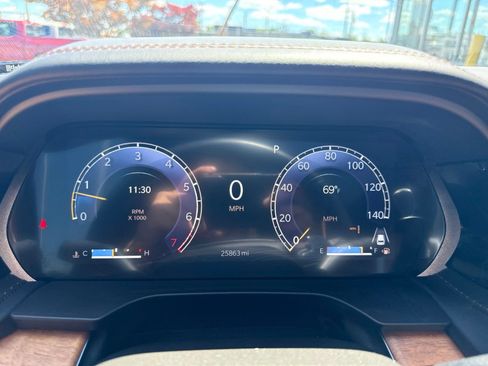 Used 2022 Jeep Grand Cherokee Summit AWD/4WD image 32