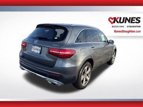 Used 2019 Mercedes-Benz GLC 300 4MATIC image 10