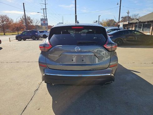 Used 2020 Nissan Murano SV image 4