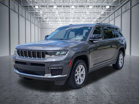 Used 2023 Jeep Grand Cherokee L Limited RWD image 3