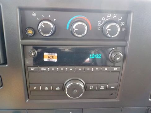 New 2026 GMC Savana 3500 Extended w/ Driver Convenience Package RWD image 33