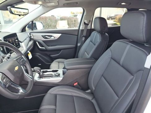 New 2025 Chevrolet Blazer LT w/ Sound & Technology Package FWD image 20