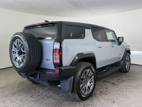 Used 2025 GMC Hummer EV 3X w/ LPO, Sport Package AWD/4WD image 9