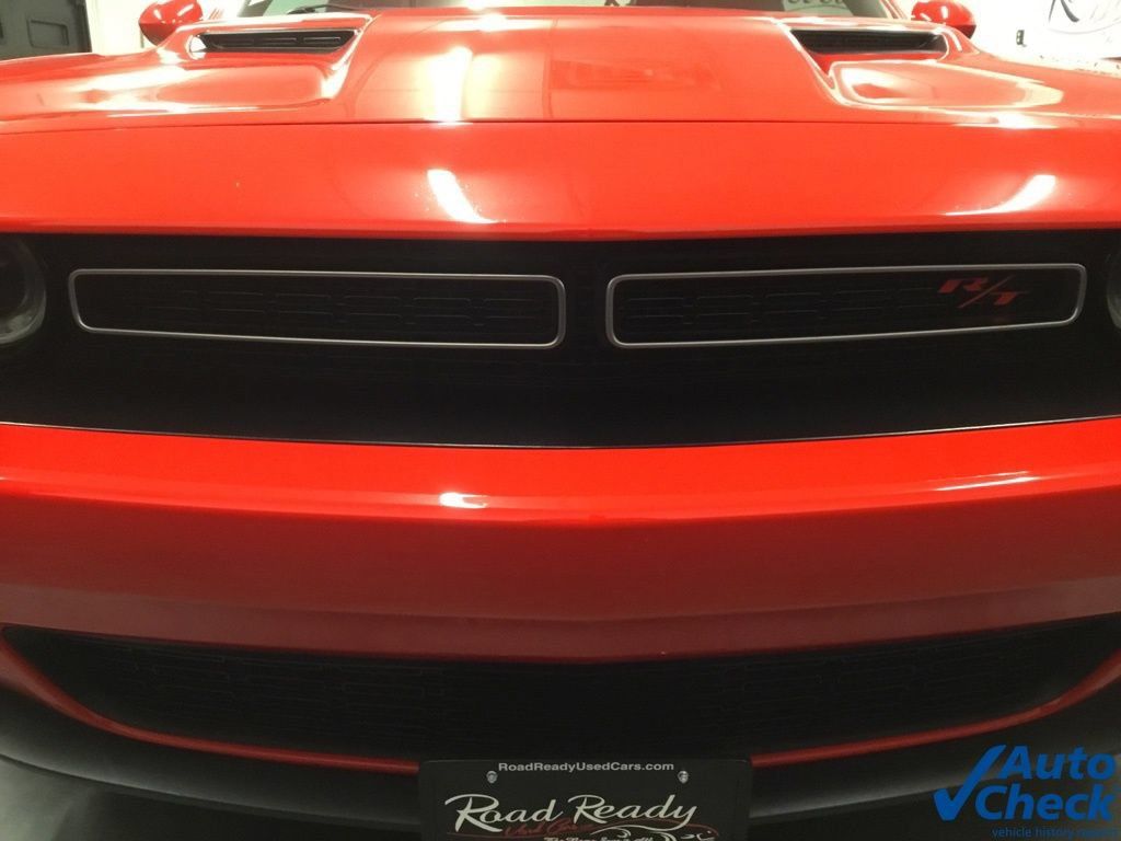Used 2017 Dodge Challenger R/T Plus RWD image 18