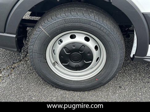 New 2025 Ford Transit 250 148 Medium Roof image 11