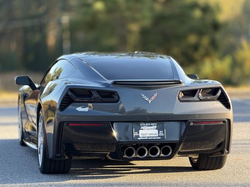 Used 2014 Chevrolet Corvette Base image 4