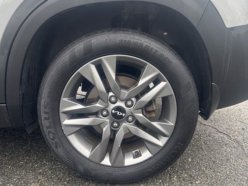 Used 2023 Kia Seltos LX image 36