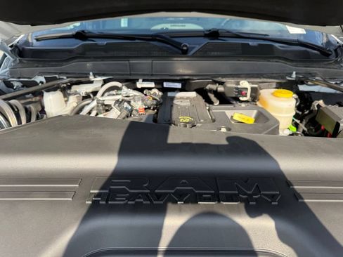 New 2026 RAM 2500 Tradesman AWD/4WD image 26