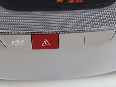 New 2026 Kia Sportage LX image 48