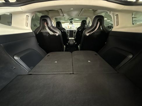 Used 2016 Tesla Model X 75D image 30
