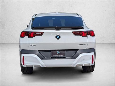 New 2026 BMW X2 xDrive28i w/ Convenience Package AWD/4WD image 7