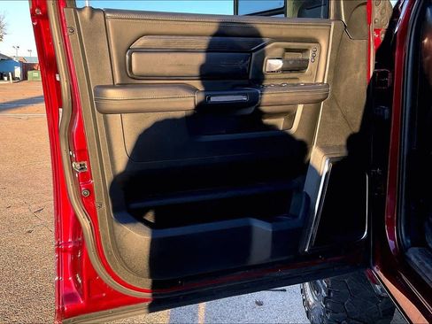 Used 2024 RAM 3500 Limited image 27