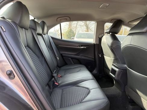 Used 2022 Toyota Camry SE w/ Carpet Mat Package (TMS) image 14