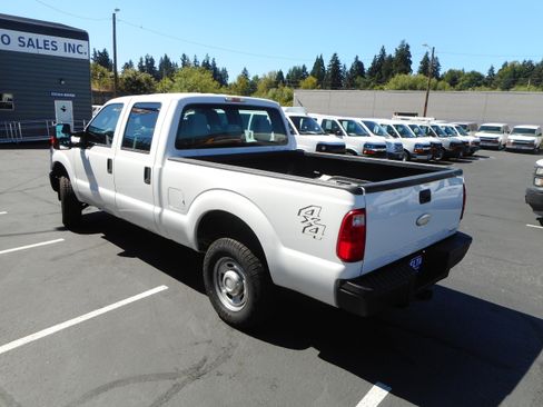 Used 2012 Ford F250 XL w/ PWR Equipment Group AWD/4WD image 8